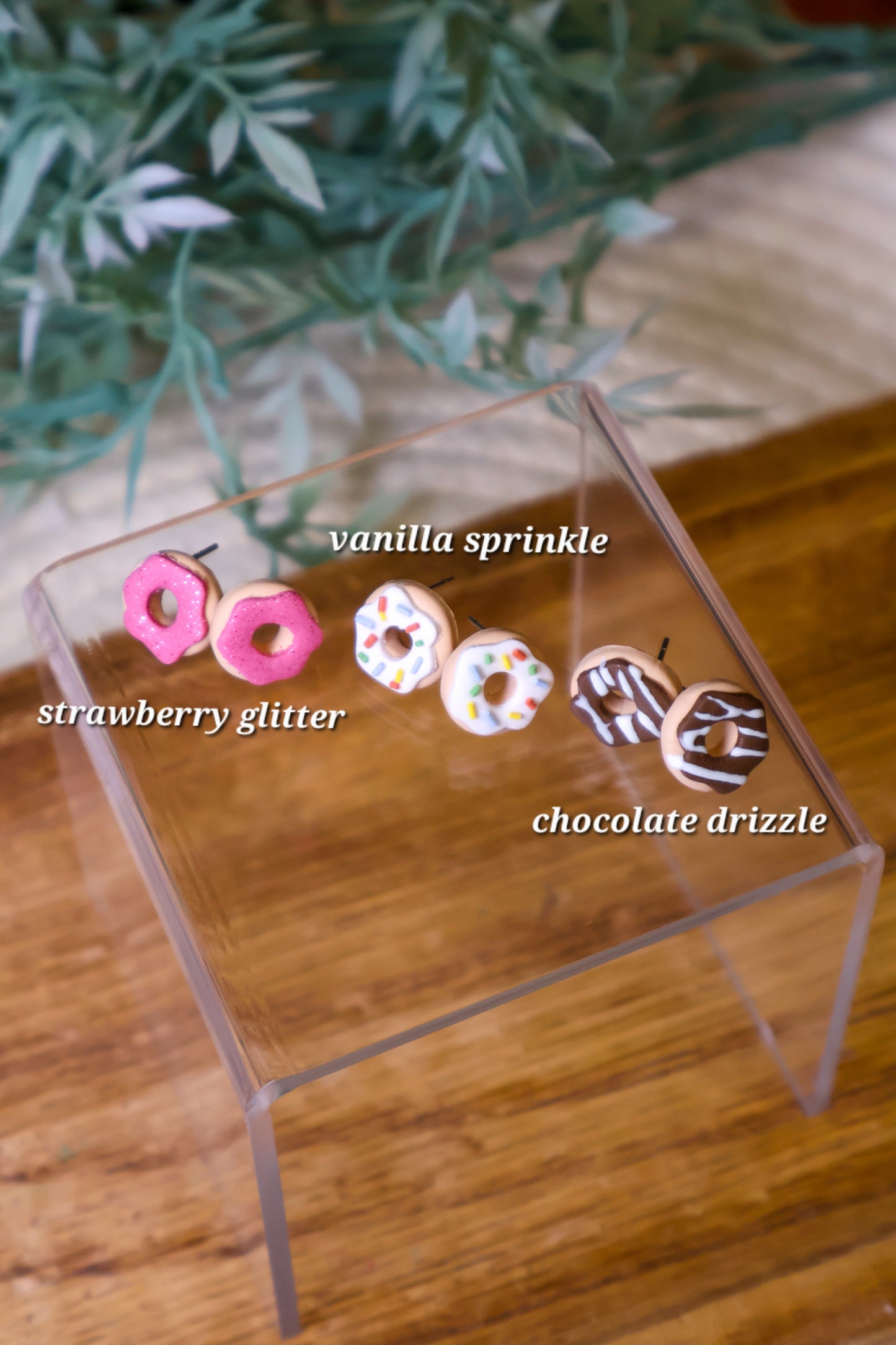 Frosted Donut Stud Earrings