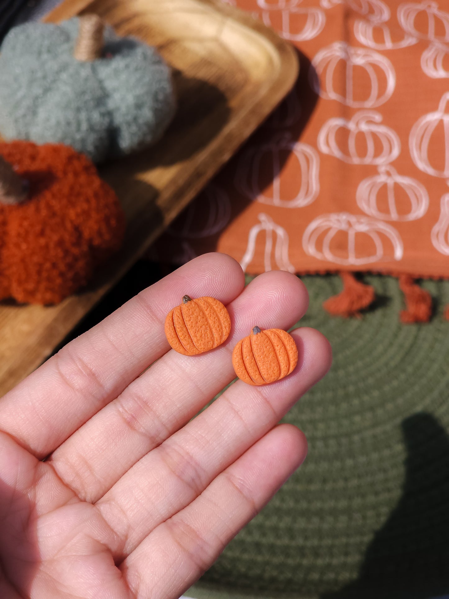 Classic Pumpkin - Stud Earrings