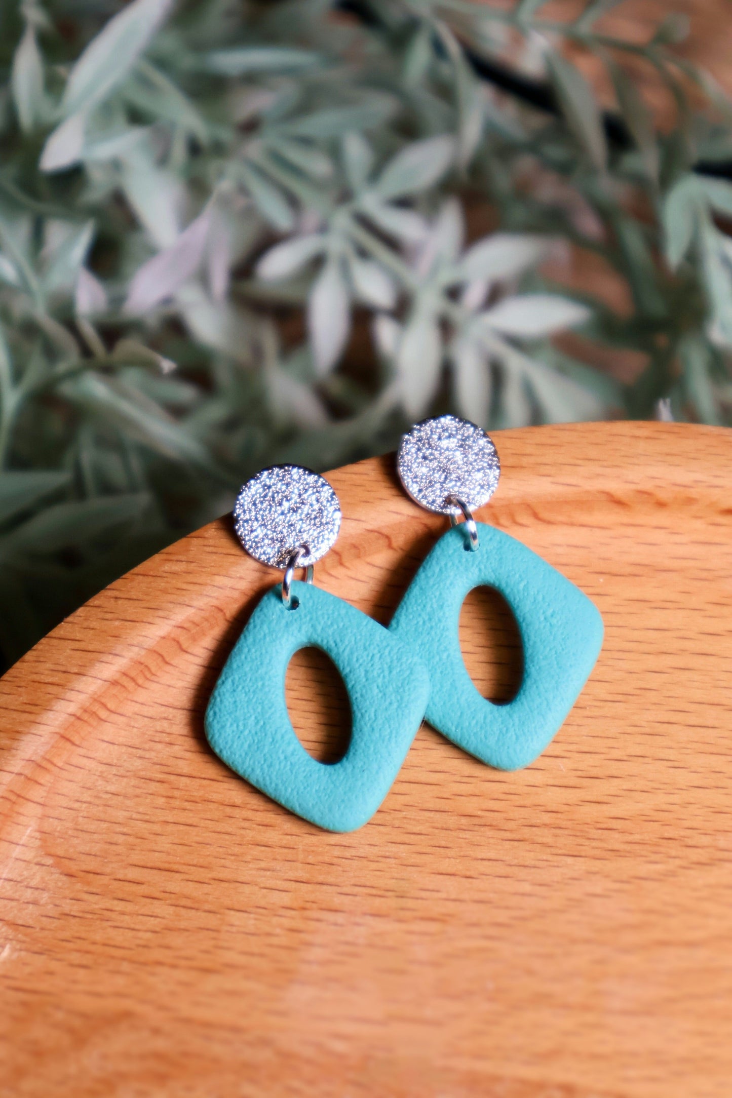 Della | Sand & Seaglass Edition