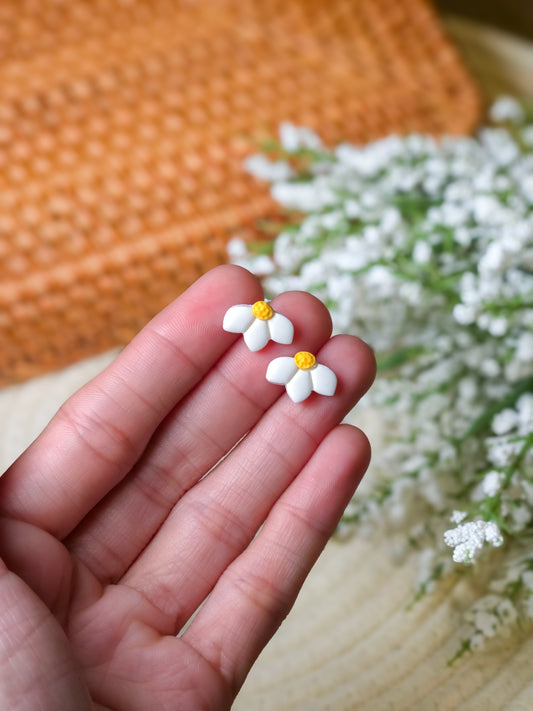 Half Daisy Stud Earrings