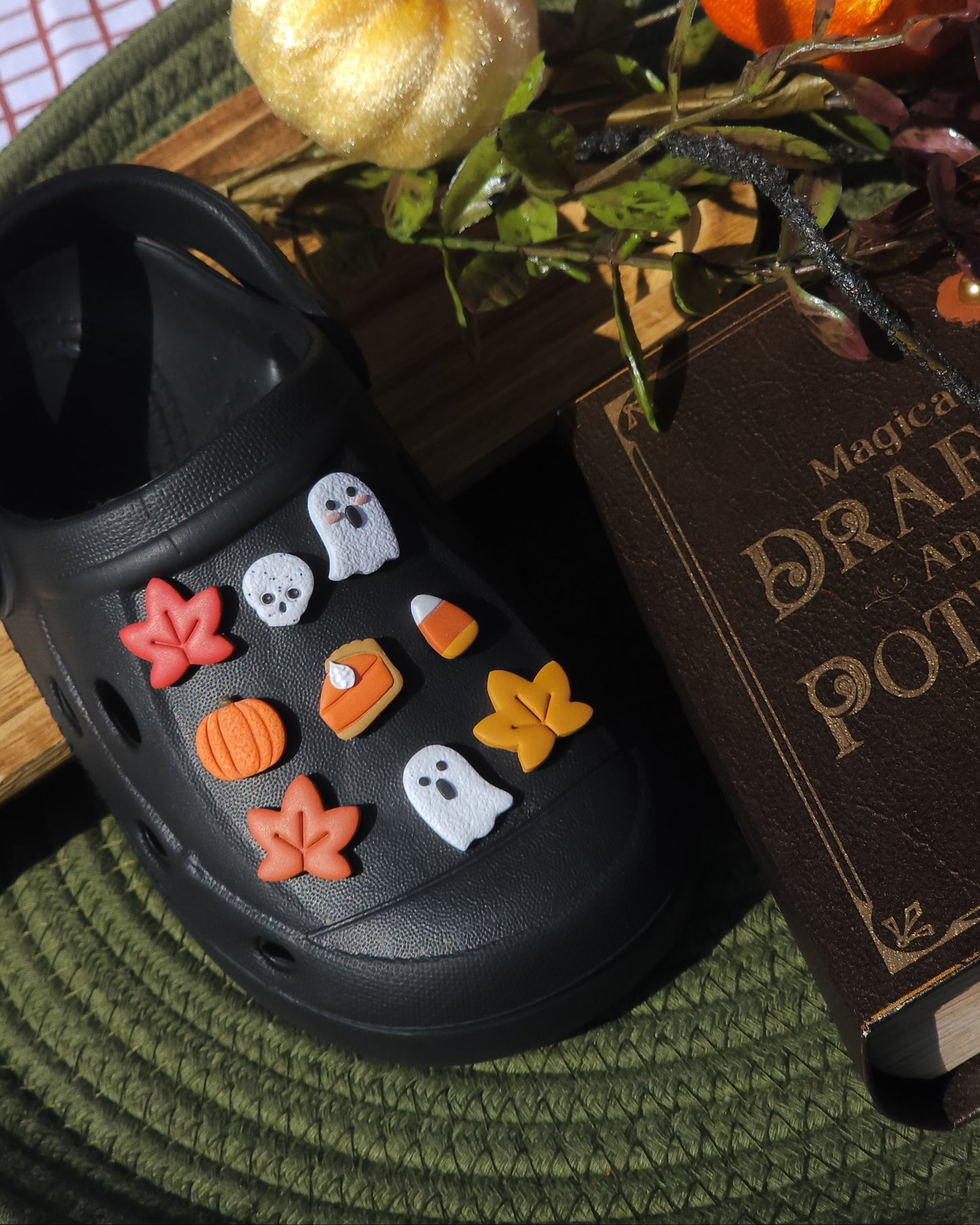 Fall-O-Ween Shoe Charms