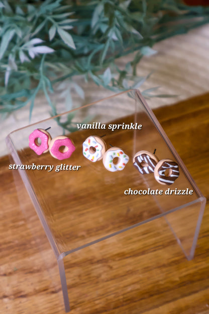 Frosted Donut Stud Earrings